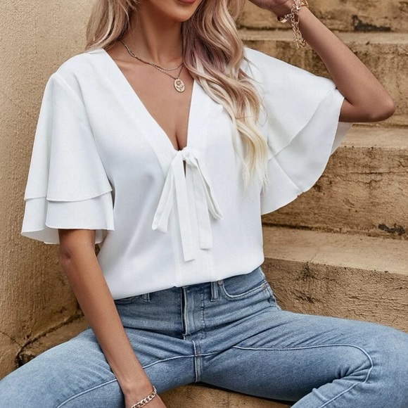 Luxe white tie front butterfly sleeve blouse - Picture 5 of 6